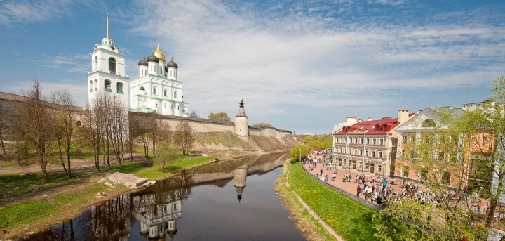 Гостиничные чеки в Пскове